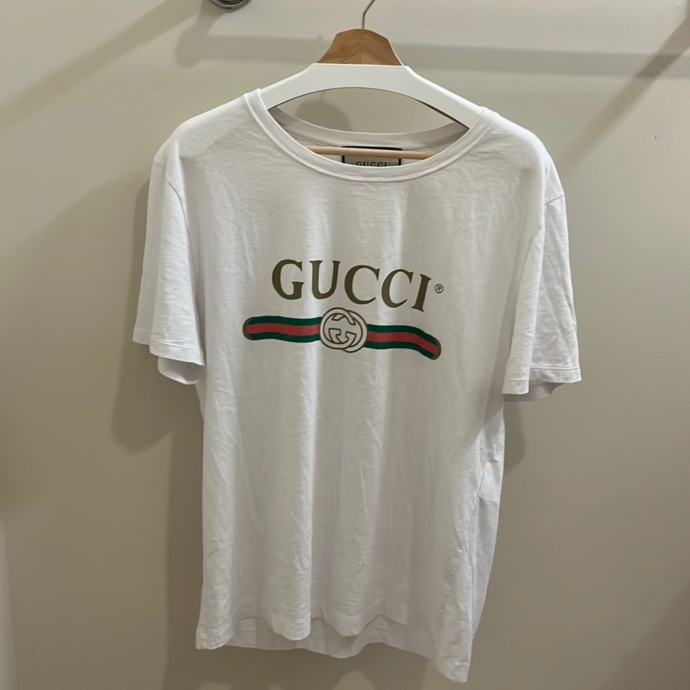 Authentic Gucci White t-shirt with gold, pink, and green details